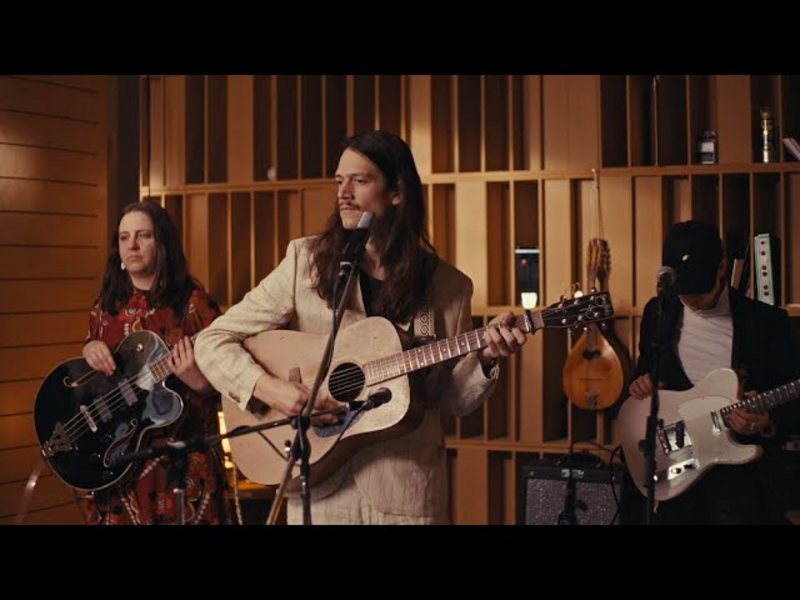 Video link: Long Tall Jefferson – Step Across The Border (Live Session)