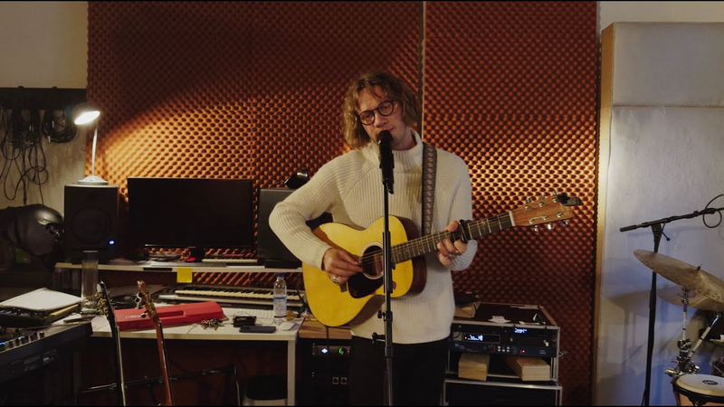 Video link: einfach nur liegen - Florian Paul & DKDLH (Sessionvideo)